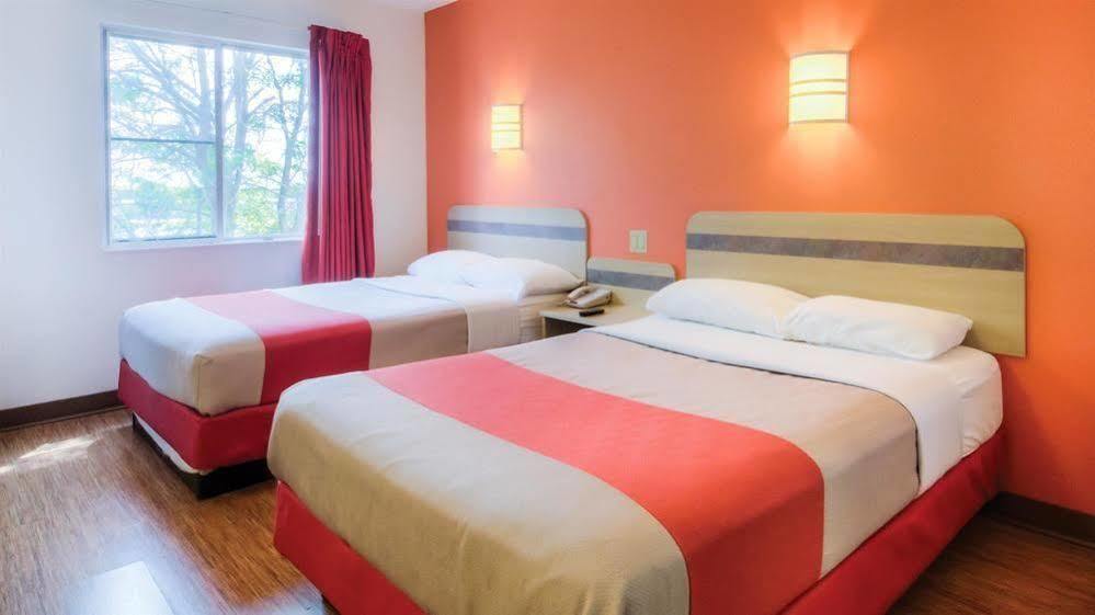 Motel 6-Conyers, Ga Екстер'єр фото