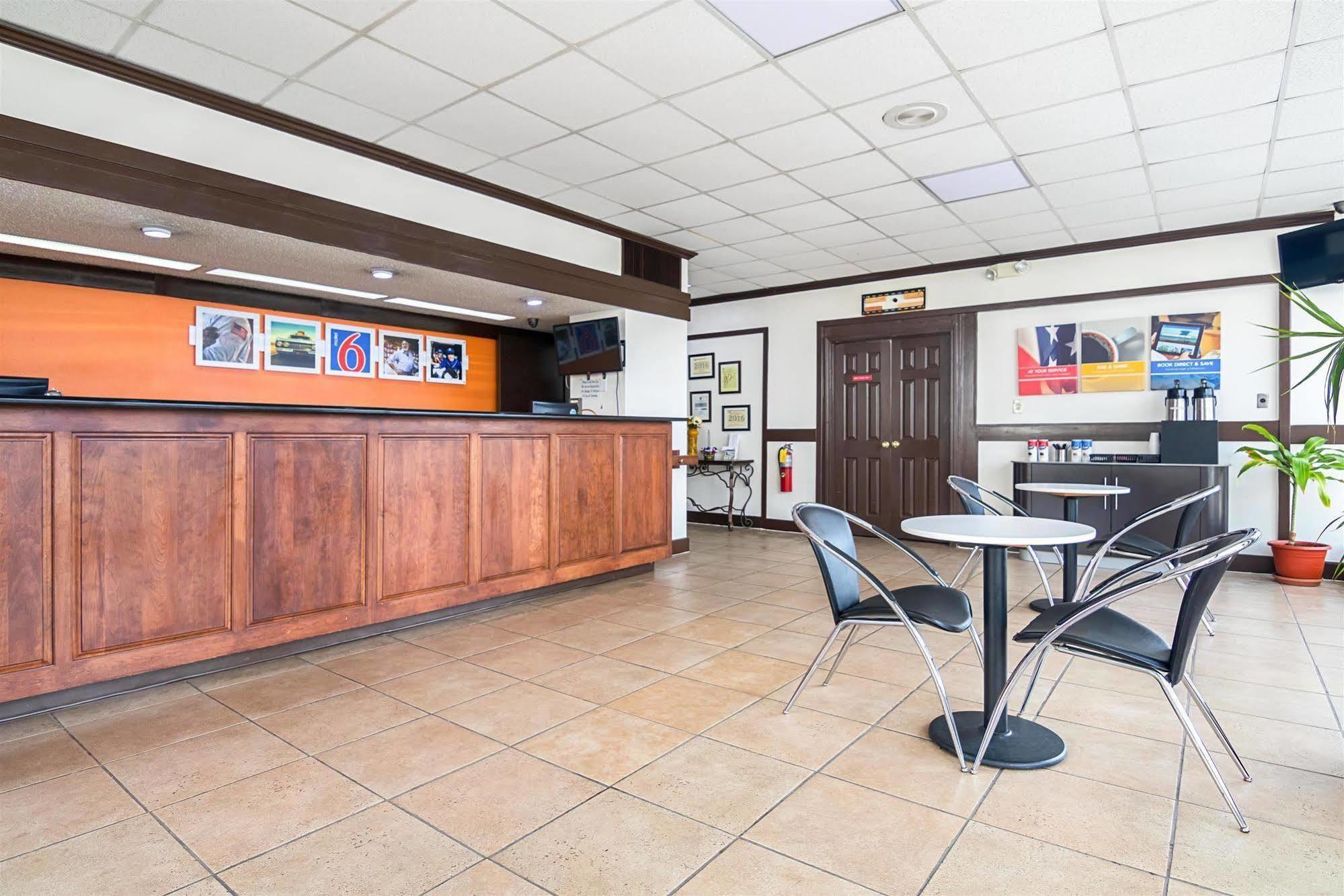 Motel 6-Conyers, Ga Екстер'єр фото